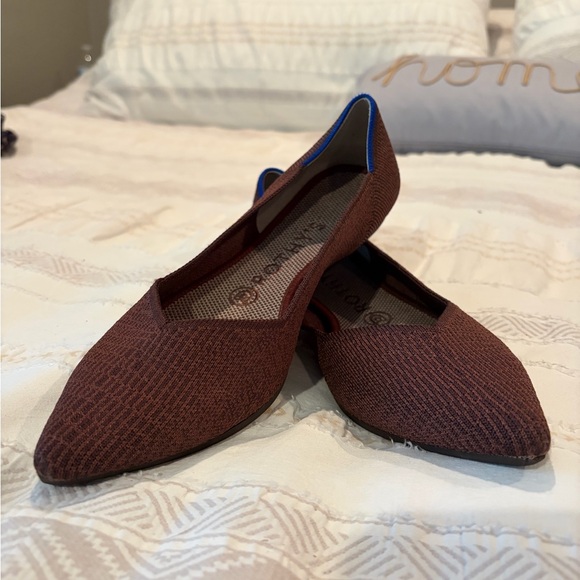 RETIRED PATTERN! Rothy’s Truffle Python Point flat (size 8.5) - Picture 5 of 6